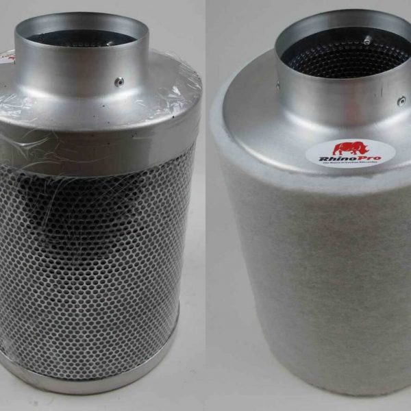 Der Rhino Pro 255 Frontalansicht auf den stehenden Aktivkohlefilter. Einmal eingepackt in Folie und einmal mit angebrachtem Vorfiltervlies.